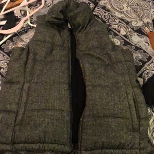 Old navy vest